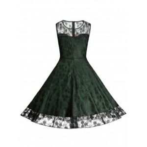 Plus Size Lace Floral Dress